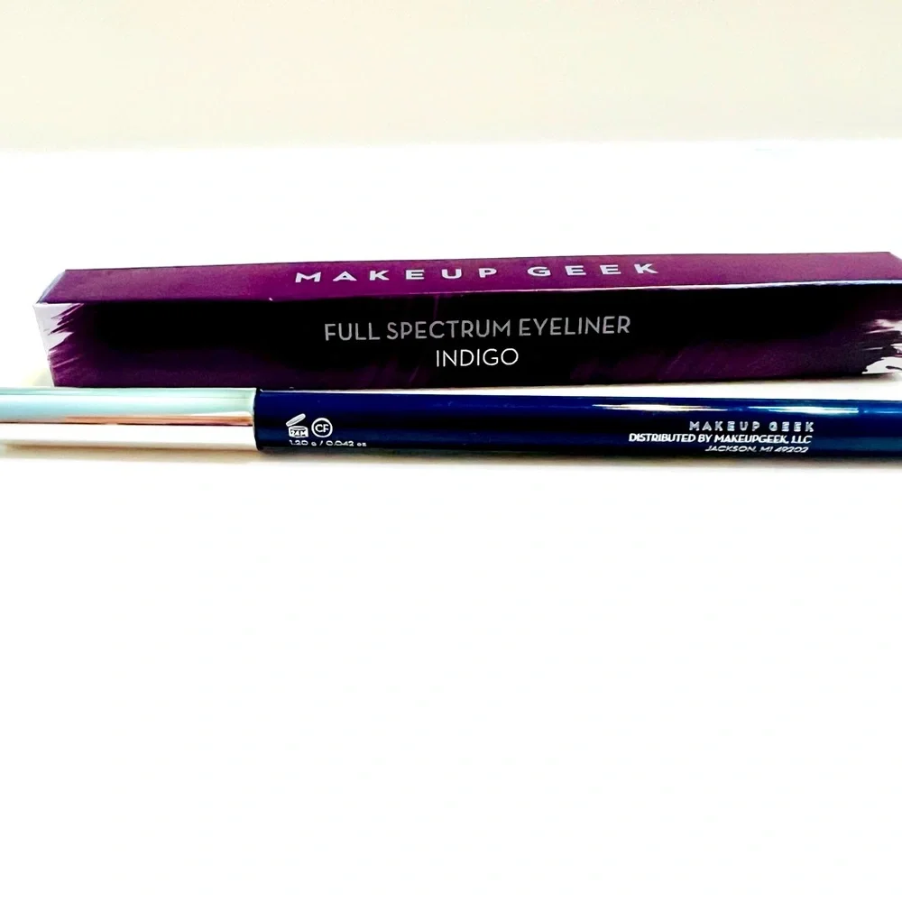 COPY - Makeup Geek 🫶discontinued🫶 Eyeliner Pencil Indigo NWB